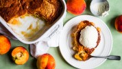 fan-favorite-peach-cobbler-recipe-how-to-make image
