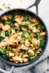 garlic-chicken-and-broccoli-cashew-stir-fry-the image