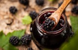 how-to-make-blackberry-jam-a-quick-and-easy image