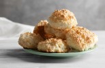 quick-and-easy-coconut-macaroons-recipe-2022-masterclass image
