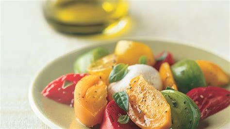 heirloom-tomato-and-burrata-cheese-salad-recipe-bon image