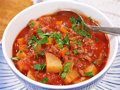 slow-cooker-hamburger-soup-slow-cooking-perfected image