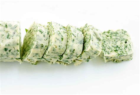 parsley-butter-recipe-leites-culinaria image