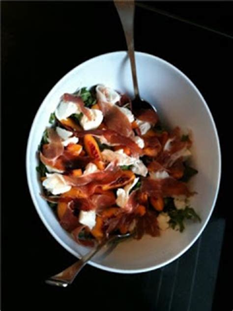 jamie-olivers-peach-and-prosciutto-salad-with-mozzarella image