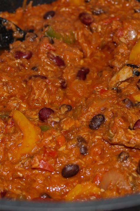 sriracha-tuna-chili-recipe-the-protein-chef image