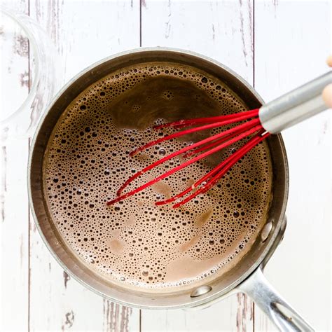 the-best-keto-hot-chocolate-3-minutes-lowcarbingasian image