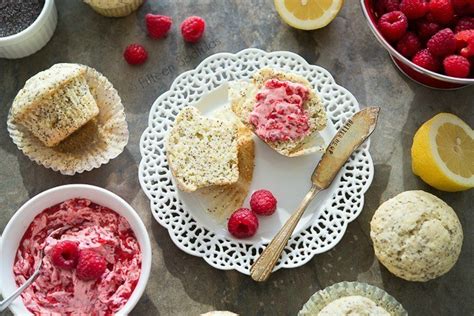lemon-poppy-seed-muffins-easy-recipe-for-moist image