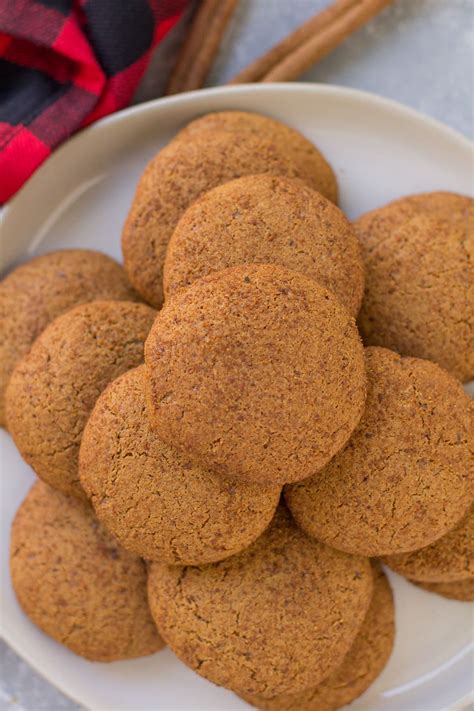 the-best-crispy-gingersnap-cookies-the-clean-eating image