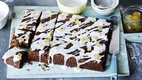 mary-berrys-ginger-cake-traybake-recipe-bbc-food image