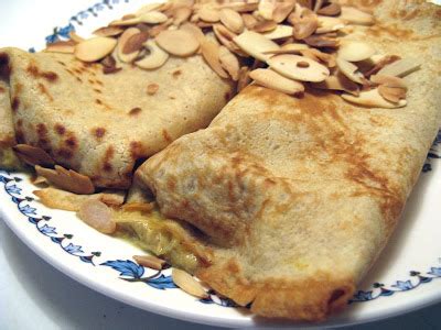 hanna-is-hungry-recipe-curried-chicken-crepes image