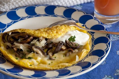 omelet-with-mushrooms-and-gruyere-three-many image