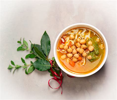 instant-pot-italian-chickpea-stew-with-pesto-blue image