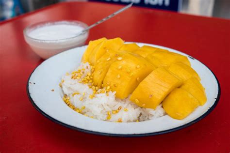 thai-mango-sticky-rice-recipe-authentic-thai-street image