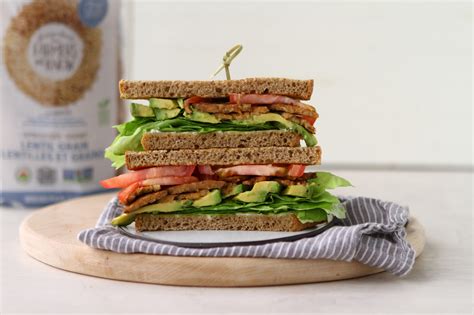 vegan-blt-sandwich-tempeh-lettuce-tomato image