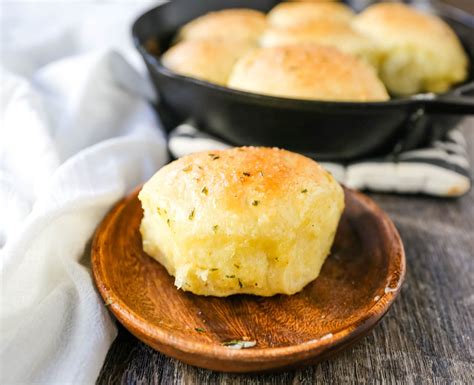 homemade-garlic-butter-rolls-modern image