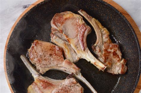 lamb-lollipops-juicy-tender-and-cooks-in-6-minutes image