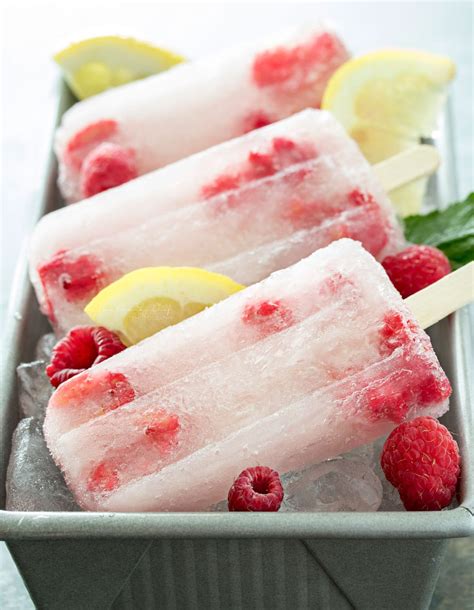 raspberry-lemonade-popsicles-the-chunky-chef image