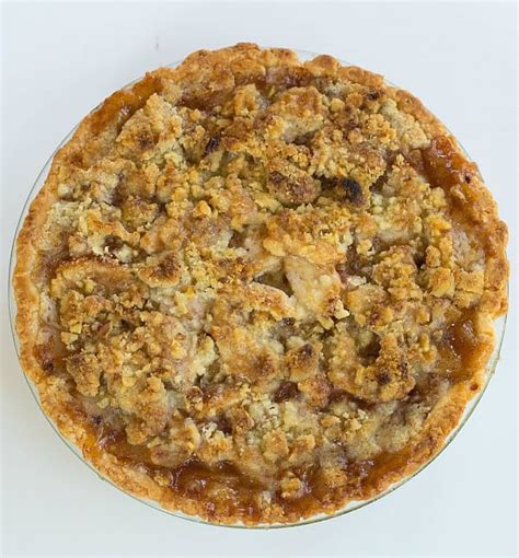 maple-apple-pie-recipe-brown-eyed-baker image