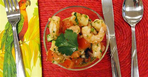 coctel-de-camarones-acapulco-shrimp-cocktail image