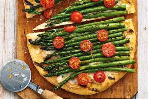 grilled-asparagus-pizza-canadian-living image