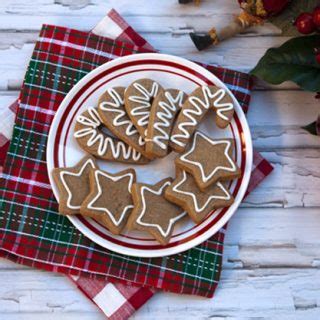 decorated-spice-cookies-italian-food-forever image