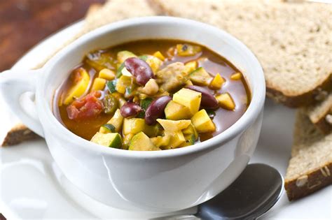 vegetarian-vegetable-chili-recipe-with-zucchini-the image