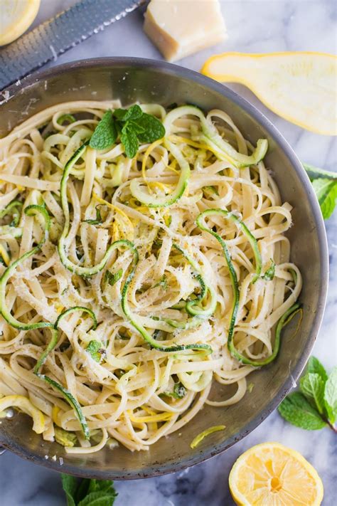 zucchini-linguine-food-with-feeling image