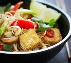stir-fried-noodles-with-tofu-tesco-real-food image