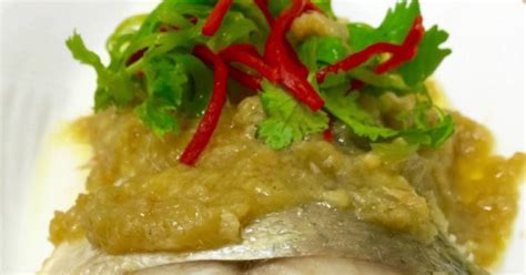 10-best-steamed-fish-with-oyster-sauce-recipes-yummly image