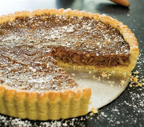 walnut-dried-fig-tart-recipe-valley-fig-growers image