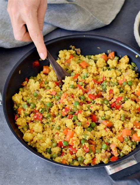 quinoa-pilaf-with-vegetables-easy-recipe-elavegan image