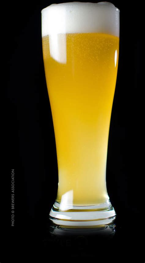 german-style-hefeweizen-hefeweizen-beer image
