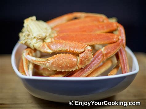 boiled-snow-crab-legs-with-old-bay-seasoning image