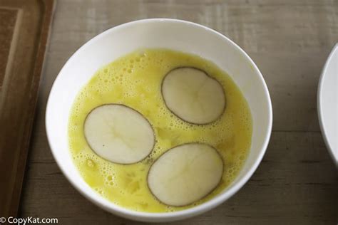 easy-crispy-mojo-potatoes-copykat image