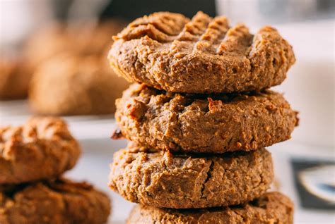 20-minute-peanut-butter-chickpea-cookies-gluten image