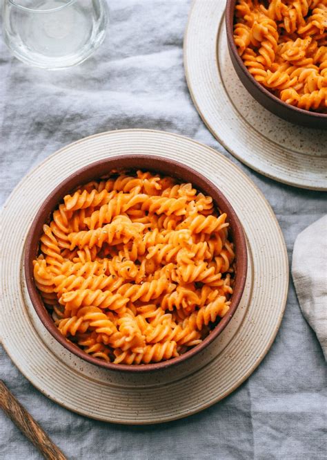 creamy-vegan-red-pepper-pasta-gatherednutritioncom image