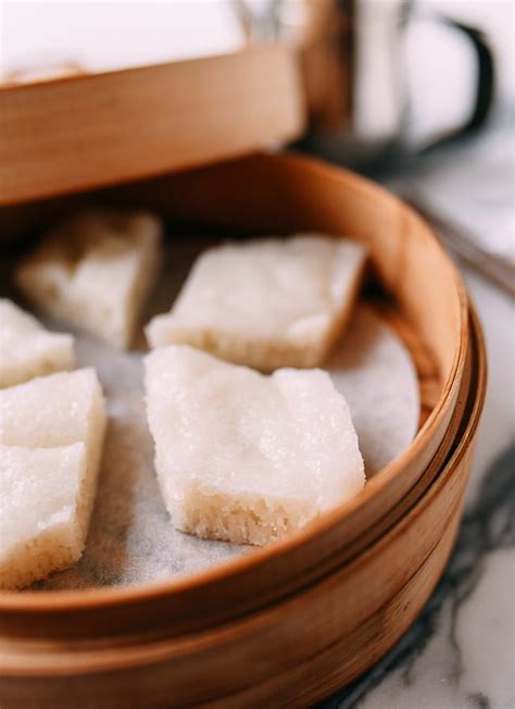 white-sugar-sponge-cake-bai-tang-gao-the-woks-of-life image