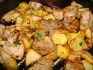 recipe-madeira-marinated-pork-porco-vinha-dalhos image
