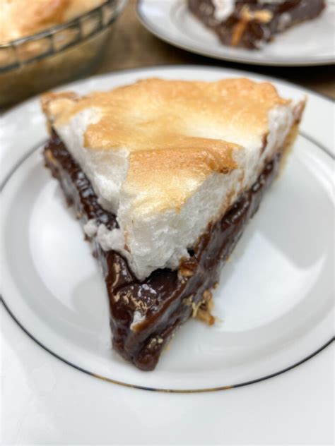 homemade-old-fashioned-chocolate-pie-recipe-back-to-my image