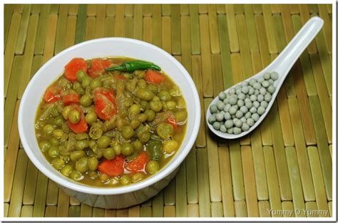 easy-green-peas-masala-no-coconut-version-yummy image