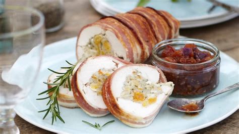 recipe-chicken-roll-with-apricot-and-macadamia-stuffing image