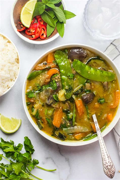 thai-green-curry-with-vegetables-ministry-of-curry image