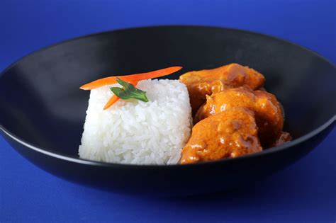 chicken-cooked-in-coconut-sauce-a-colombian image