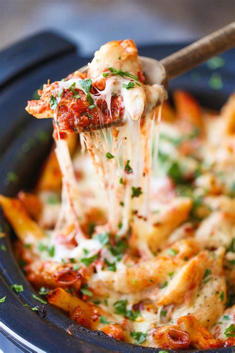slow-cooker-chicken-parmesan-pasta-damn-delicious image