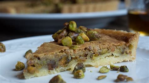 pistachio-tart-with-shortbread-crust-american image