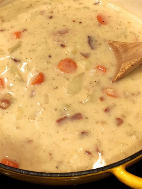 joanna-gaines-country-potato-soup-with-crumbled-bacon image