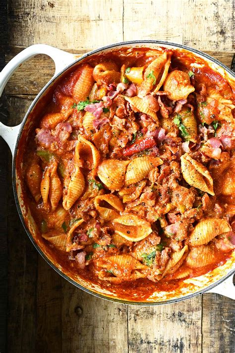 bbq-bacon-pasta-with-roasted-peppers-serving image