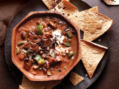 10-cozy-chili-recipes-for-fall-and-winter image