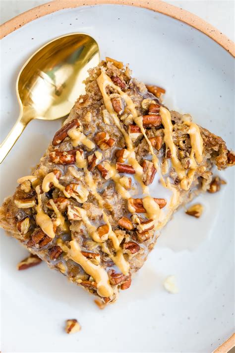 easy-maple-pecan-baked-oatmeal-eating-bird-food image