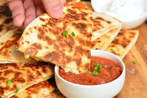 jalapeno-popper-chicken-quesadillas-will-cook-for-smiles image